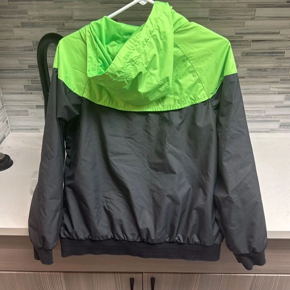 NIKE Athleisure Green Activewear Jackets